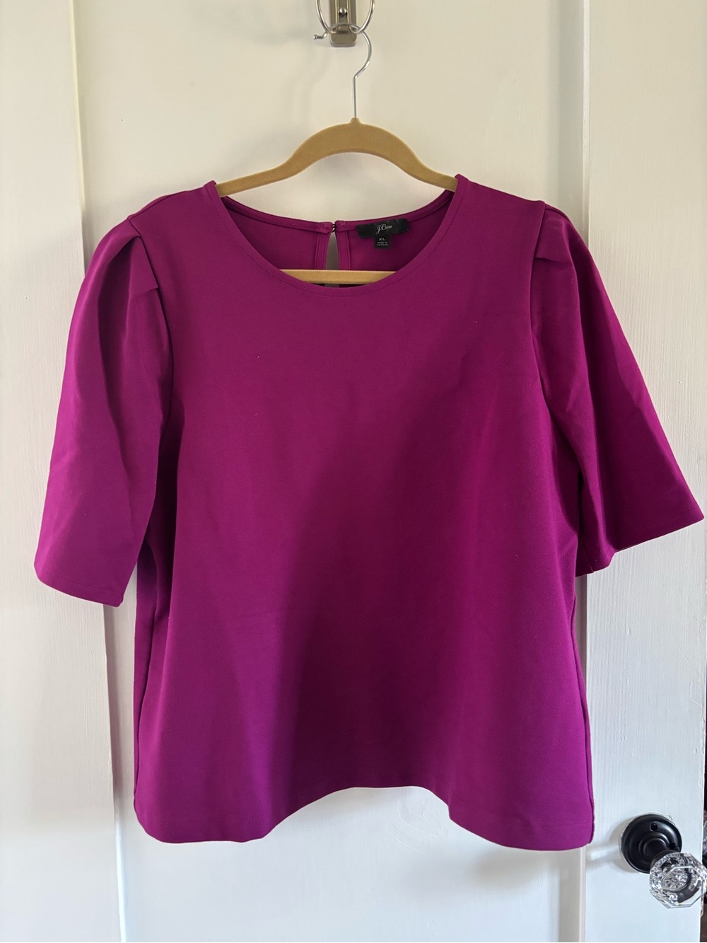 J Crew Magenta Short Sleeve Stretch Blouse—Sz XL